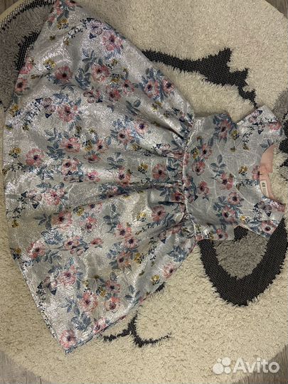Нарядное Платье H&M для девочки 122-128