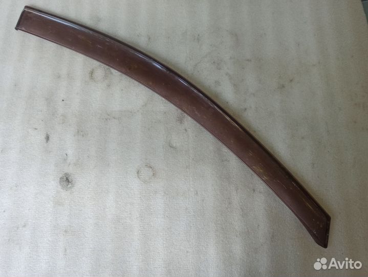 Дефлектор окна передний Nissa Tiida c11