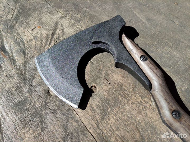 Топор кованый