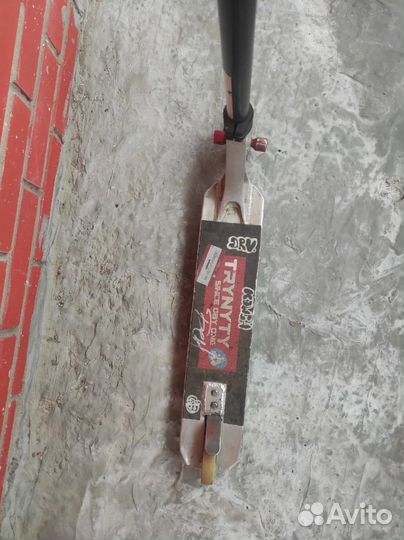 Трюковой самокат