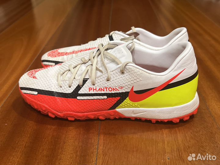 Шиповки nike phantom р. US 8,5, рос 41