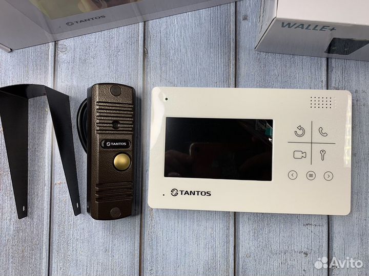 Видеодомофон Tantos Lilu Lux комплект