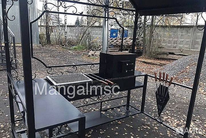 Мангал с крышей лофт
