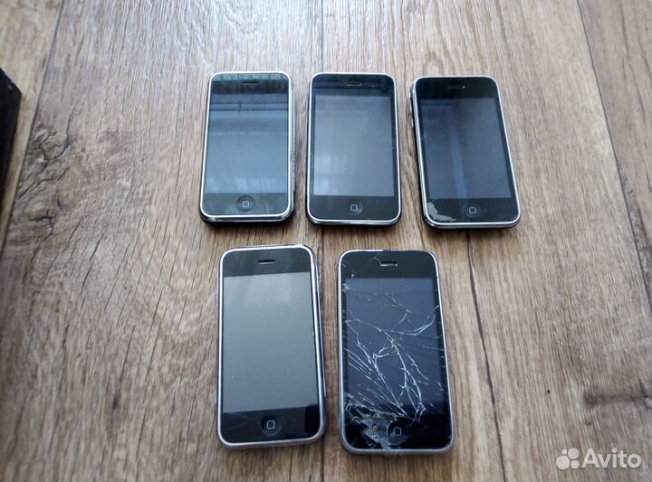 iPhone, 8 ГБ