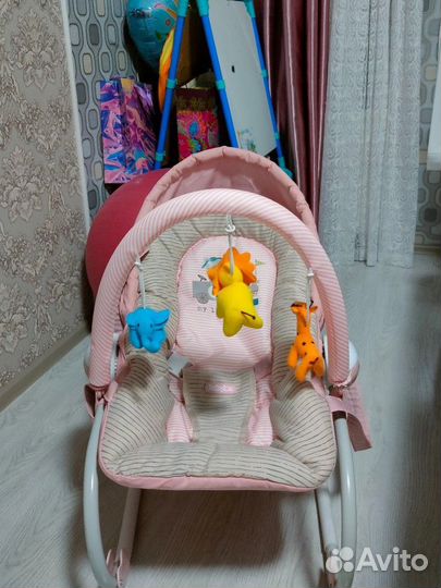 Шезлонг детский babyton