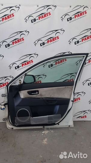 Правая передняя дверь Мазда 3 бк седан