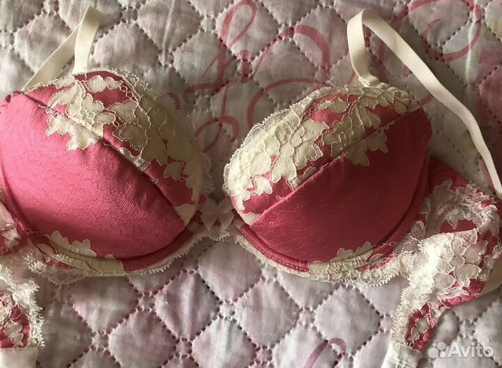 Бюстгальтер