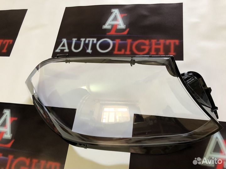 Стекло фары Mercedes GLS x166 2015-2019 правое