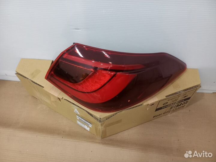 Фонарь задний правый Infiniti Q70