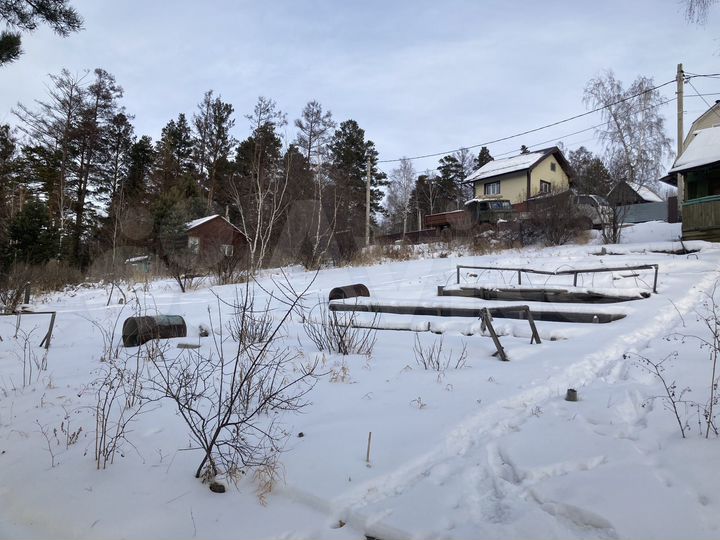 Дача 16 м² на участке 8 сот.