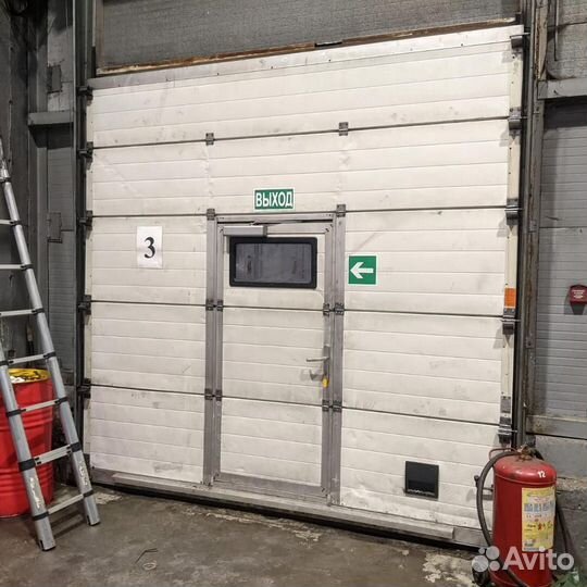 Монтаж и ремонт секционных подъёмных ворот