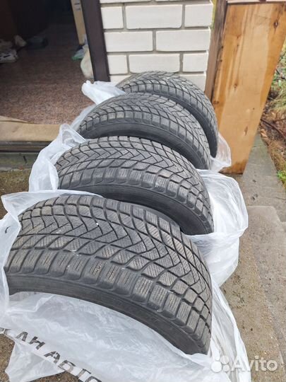 Landsail Winter Lander 235/45 R18 98V