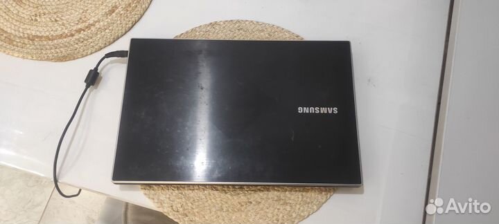Ноутбук Samsung 300V5A