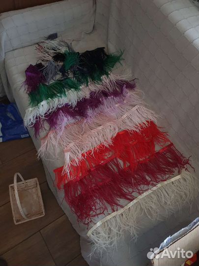 Страусиные перья пакетом 5 метров