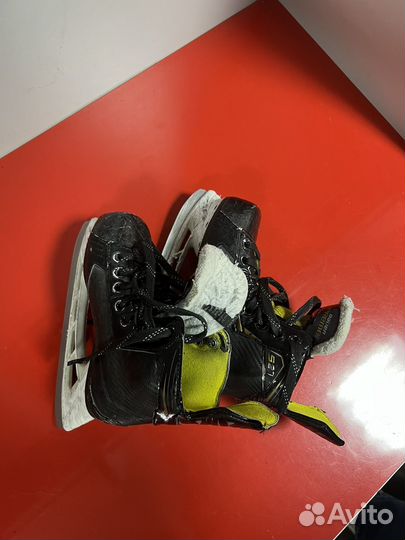 Коньки хоккейные детские bauer Y13.5