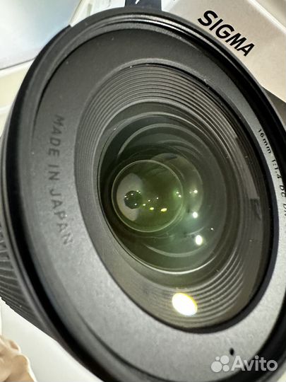 Объектив Sigma AF 16mm f/1.4 DC DN Fujifilm X