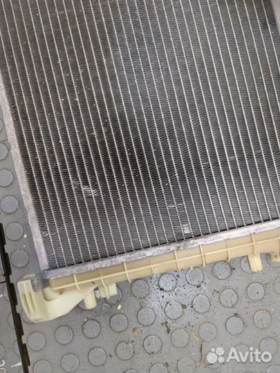 Радиатор охлаждения двигателя Fiat Punto, 2004