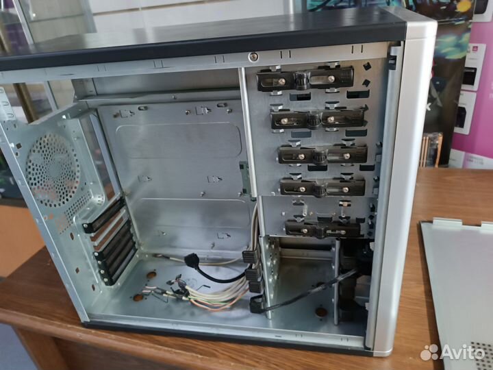 Компьютерный корпус ATX