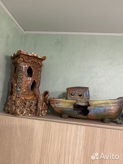 Замок и лодка для аквариума
