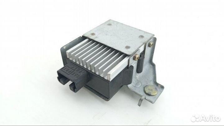 Блок управления топливным насосом Lexus Gs300