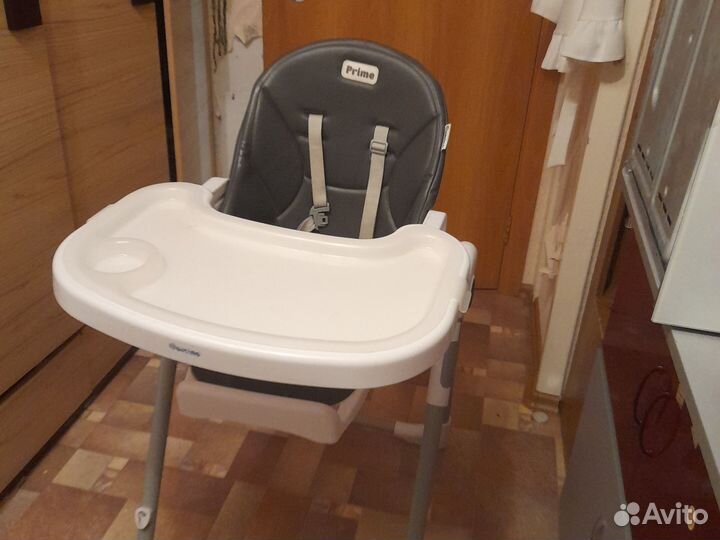 Детский стульчик для кормления