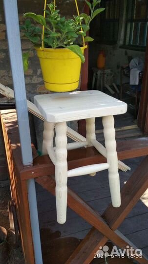 Табурет