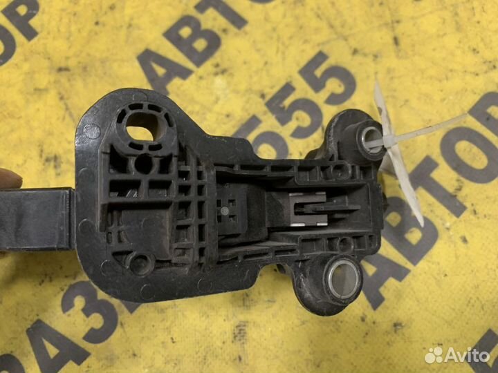 Педаль газа Mitsubishi Outlander XL