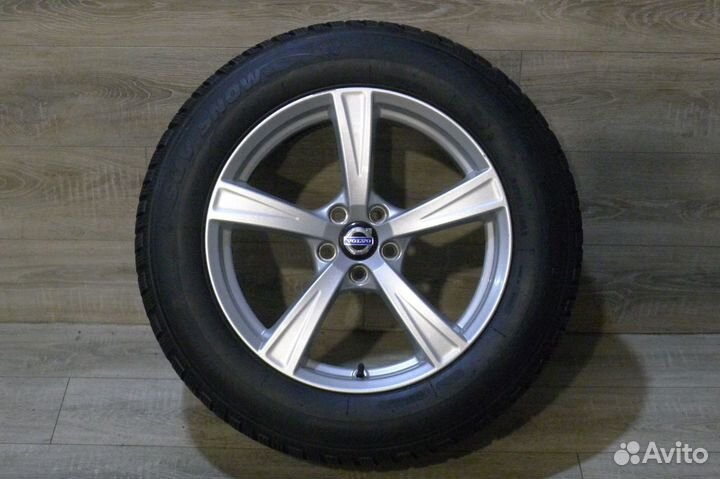 R18 Kormoran SUV Snow 235/60, PCD 5x108 DIA 63.3