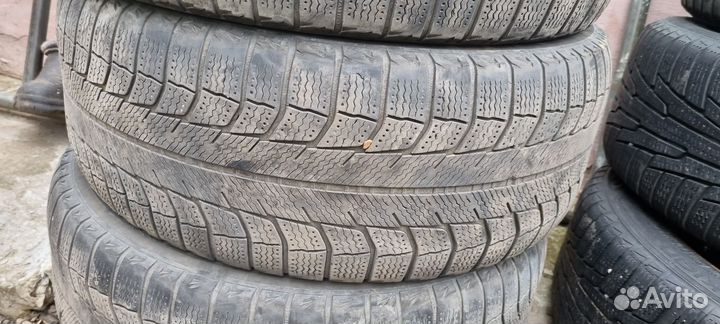 Michelin X-Ice 215/55 R16