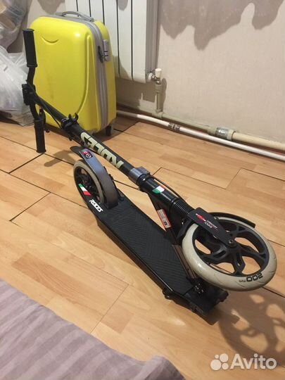 Самокат взрослый до 100 кг