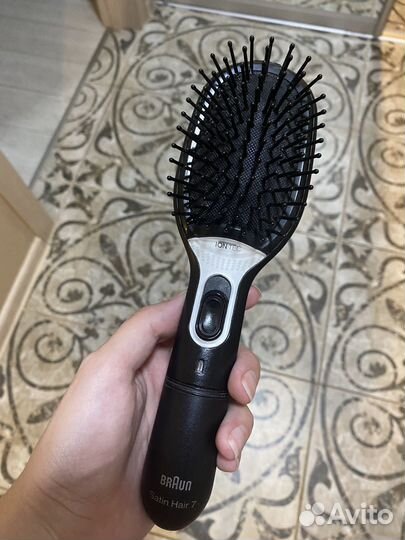 Расческа с ионизацией braun