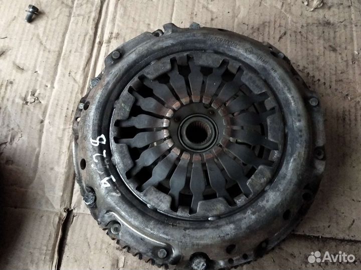 Сцепление renault Grand Scenic Kangoo Laguna