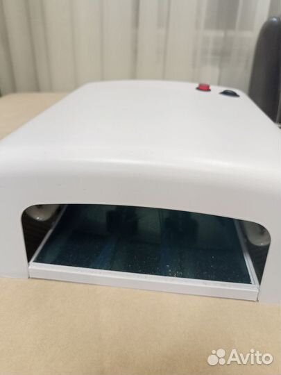 Лампа для сушки ногтей