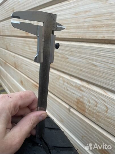 Falken FK-452 275/35 R20 102Y