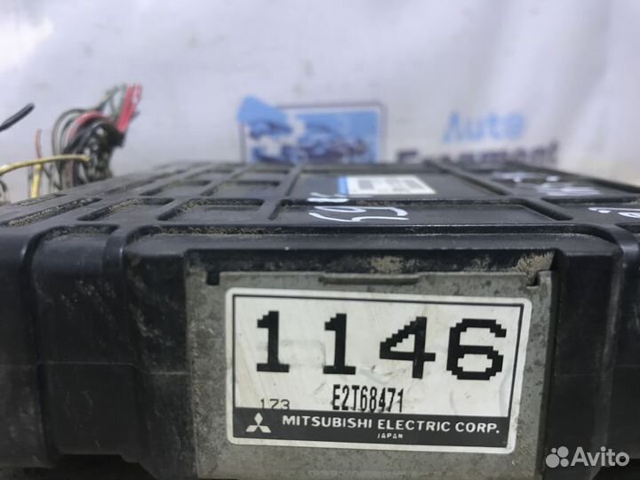 Блок управления двигателем Mitsubishi Carisma I