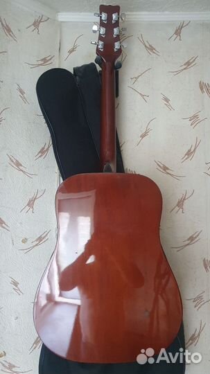 Акустическая гитара Martinez