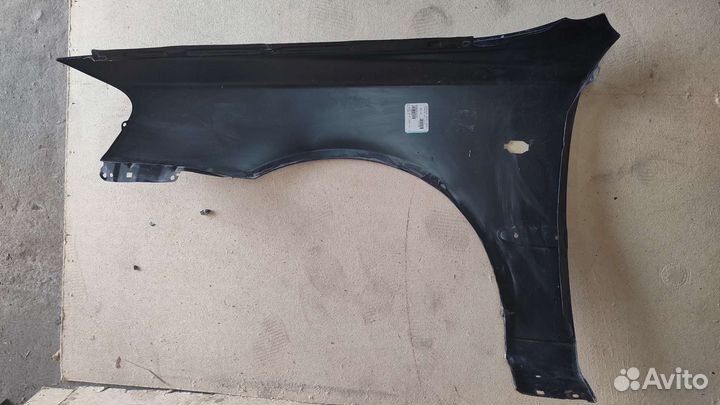 Крыло правое accent