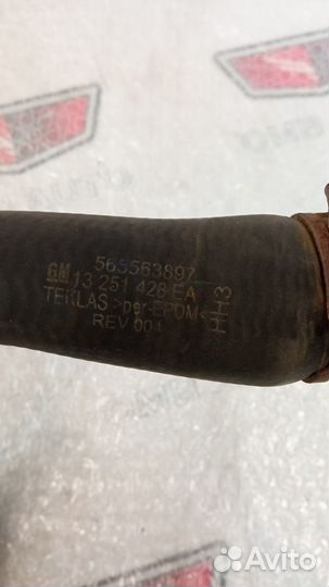 Патрубок радиатора слева Опель Астра J A16XER МКПП