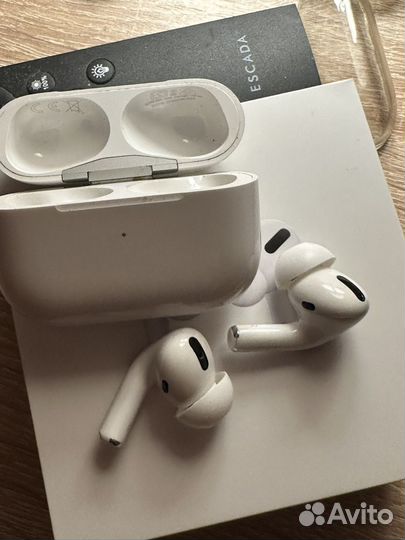 Беспроводные наушники apple airpods pro 1