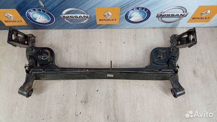 Балка подвески зад Renault kaptur
