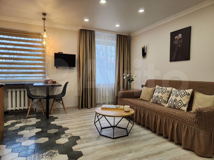 2-к. квартира, 48 м², 1/4 эт.