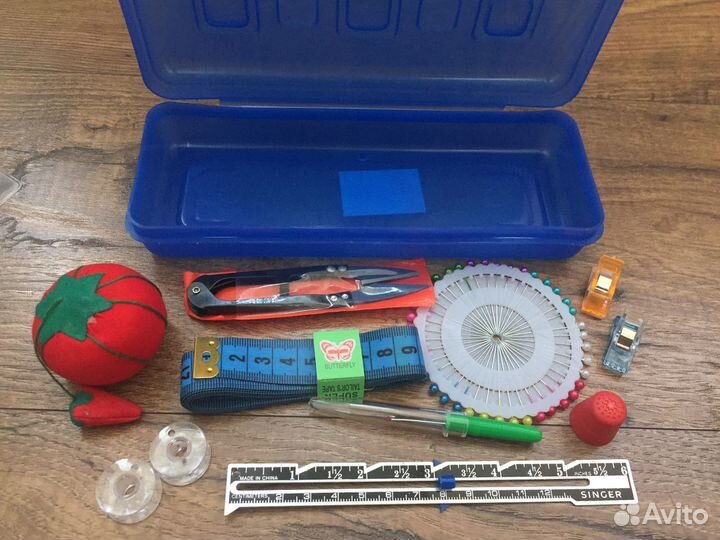 Набор аксессуаров для шитья (12 предметов)