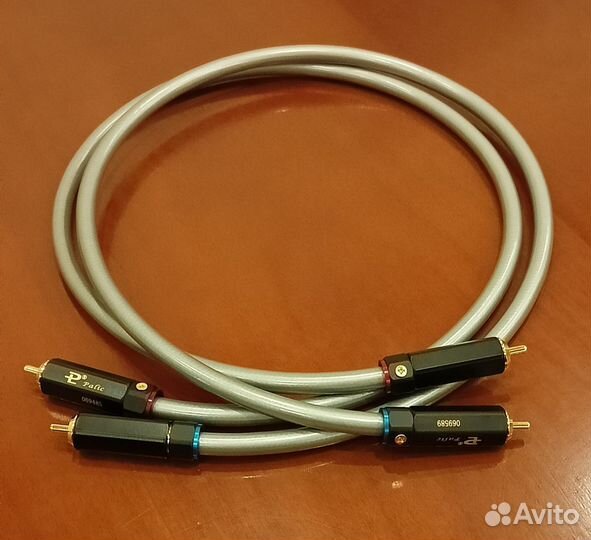 Межблочный аудиокабель QED 2RCA-2RCA