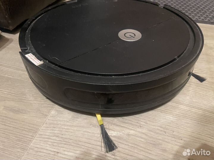 Робот пылесос Elari SmartBot lite черный SBT-002A