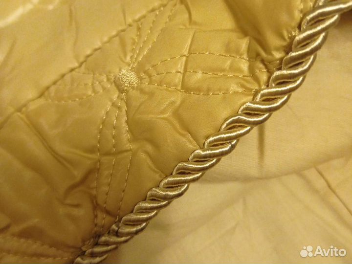 Покрывало на кровать новое на 2х спальную кровать