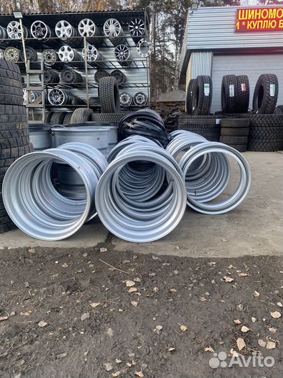 Диск бескамерный под клин 22.5x7.50 ET 110