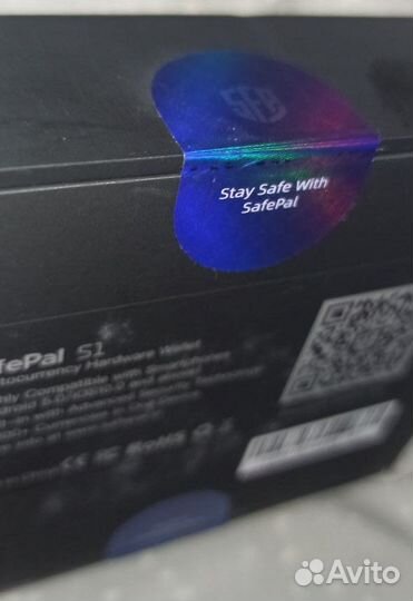 Холодный кошелек Safepal S1