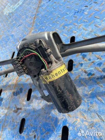 Трапеция дворников + моторчик audi 100 c 4