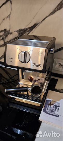 Кофемашина DeLonghi Рожковая