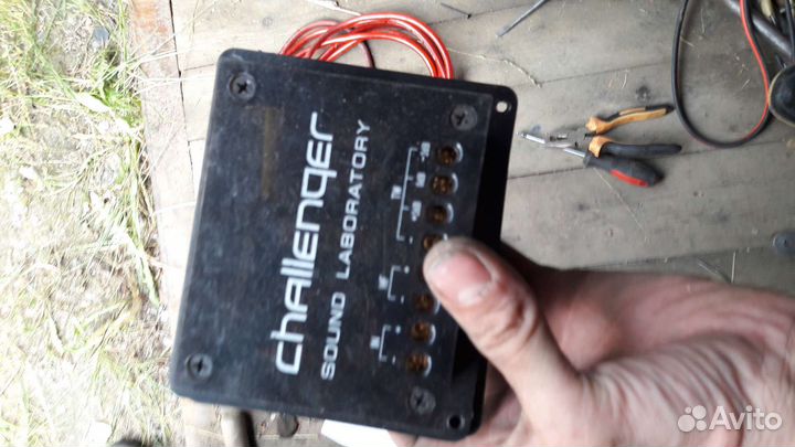 Провода на subwoofer